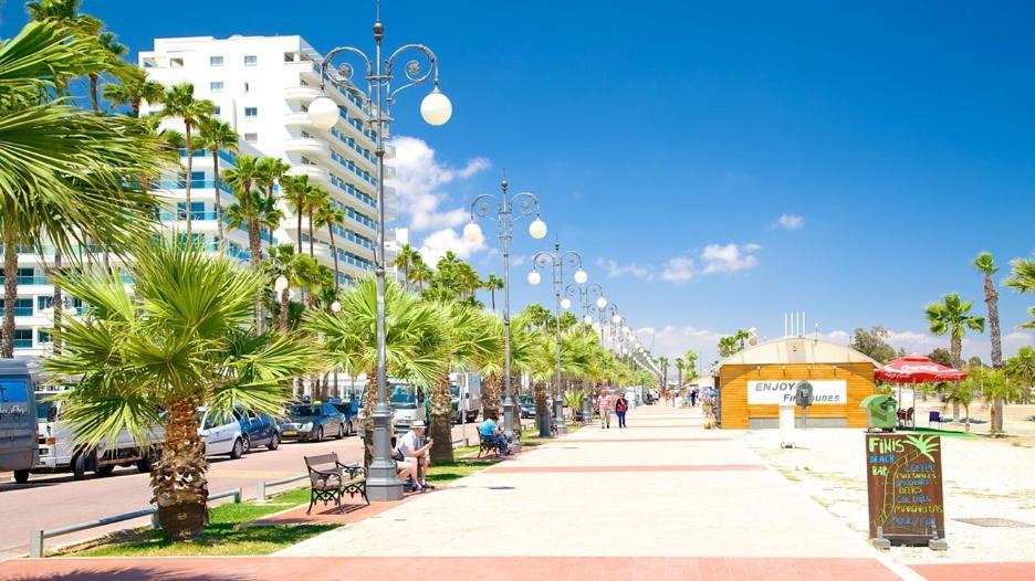 1A Beach & Business Apartment In The City Center! Lárnaca Exterior foto